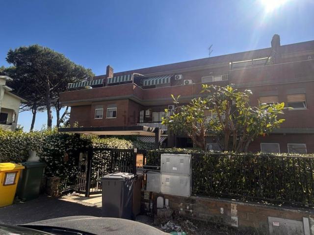 Appartamento in vendita a Lido di Enea, Roma Capitale