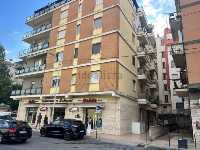 Appartamento in vendita a Vibo Marina, Vibo Valentia