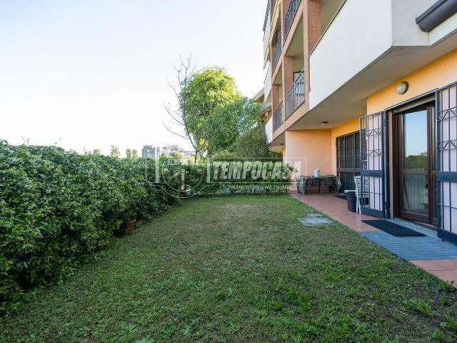 Appartamento in vendita a Melzo, Lombardia