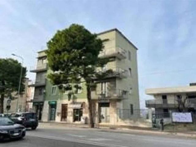Appartamento in vendita a Santa Petronilla, Marche