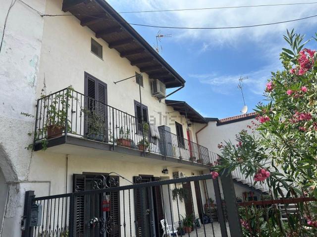 Appartamento in vendita a Gambolò, Lombardia