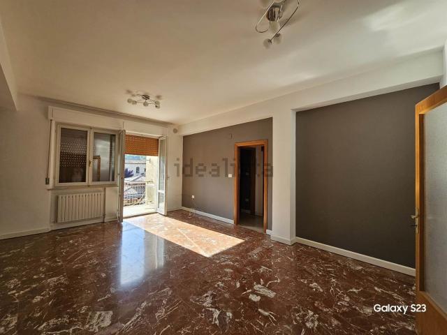 Appartamento in vendita a Marche, Macerata