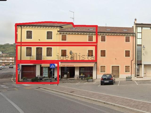 Appartamento in vendita a Roncà, Veneto