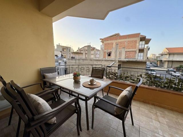 Appartamento in vendita a Belvedere, Falcone