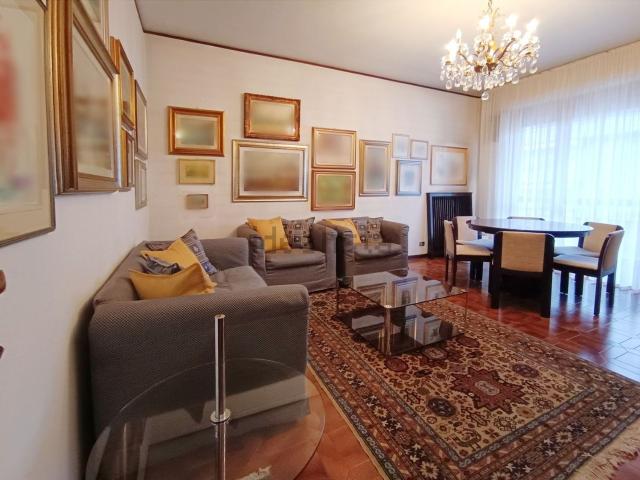 Appartamento in vendita a Sciarè, Gallarate