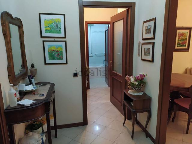 Appartamento in vendita a Valera, Parma