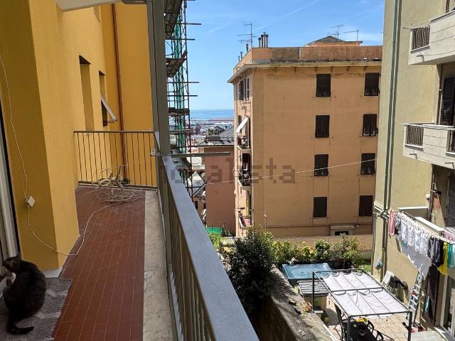 Appartamento in vendita a Medio Ponente, Serra Riccò