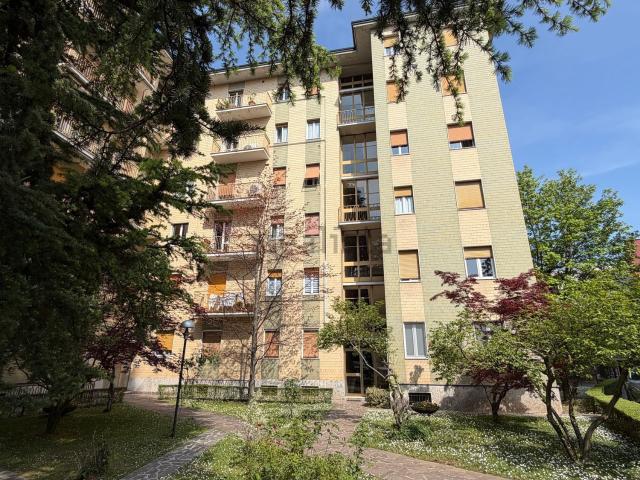 Appartamento in vendita a Cederna, Monza