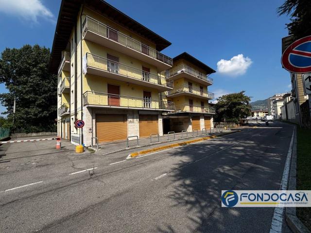 Appartamento in vendita a Grumello Del Monte, Lombardia