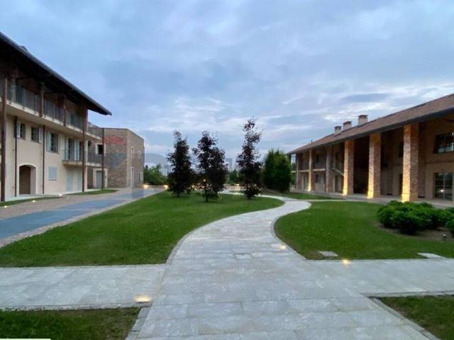 Appartamento in vendita a Bogogno, Novara