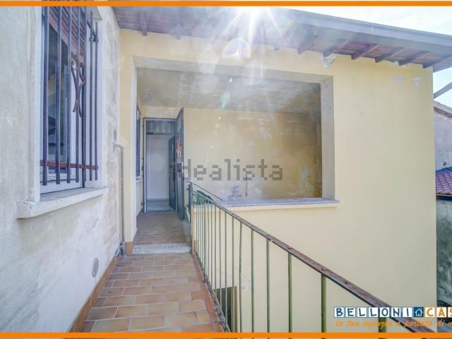 Appartamento in vendita a Carnago, Lombardia
