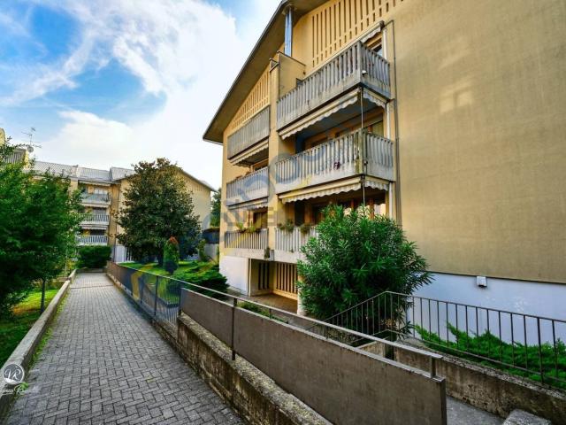Appartamento in vendita a Nova Milanese, Monza e della Brianza