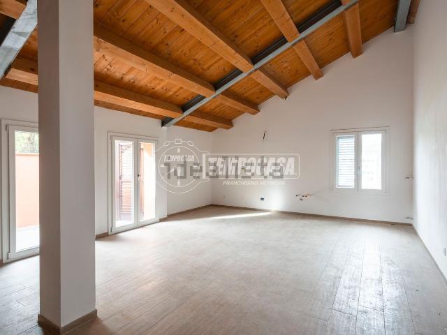 Appartamento in vendita a Uvaiolo, Marche