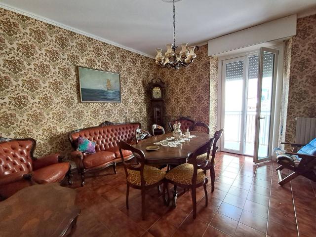 Appartamento in vendita a Campo Parignano, Marche