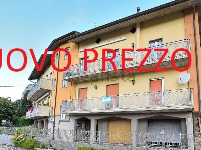 Appartamento in vendita a Comunità Montana della Valle Brembana, Dossena