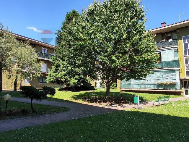 Appartamento in vendita a Presezzo, Lombardia