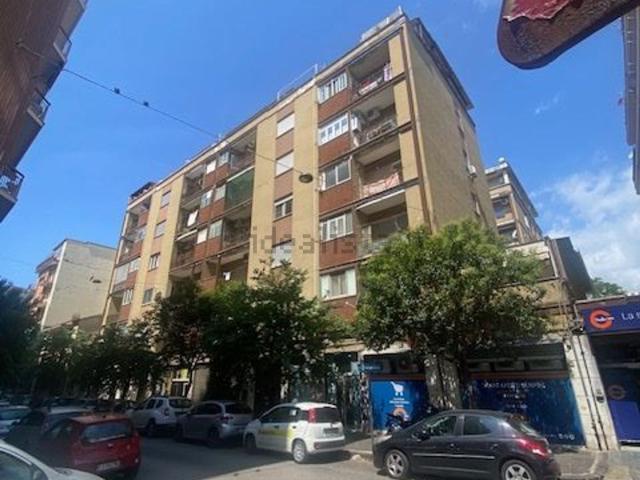 Appartamento in vendita a Salerno, Campania