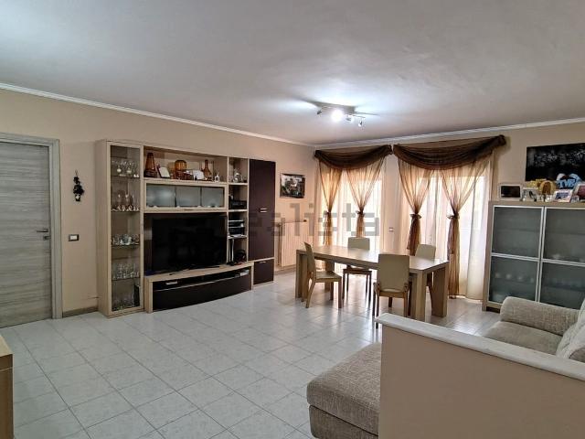 Appartamento in vendita a San Giorgio-Librino-San Giuseppe la Rena-Zia Lisa-Villaggio Sant'Agata, Catania