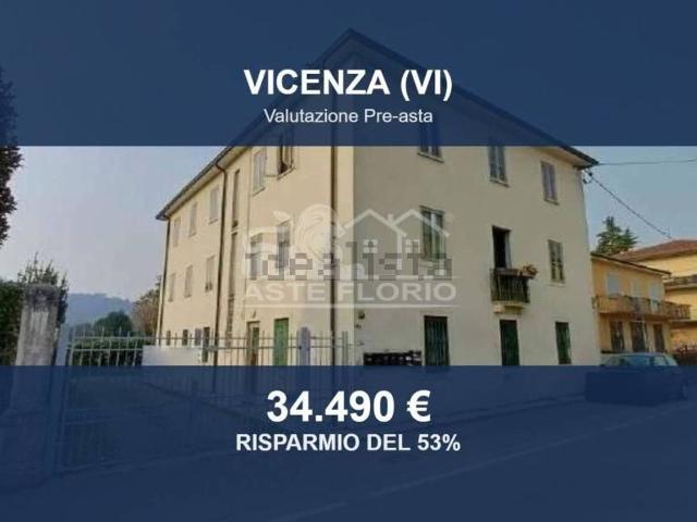Appartamento in vendita a Borgo Berga, Vicenza