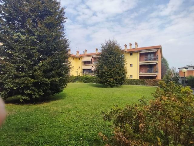 Appartamento in vendita a Bonate Sopra, Lombardia