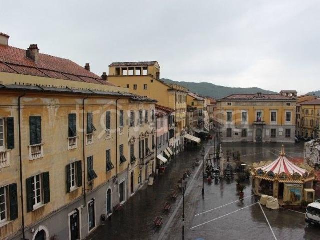 Attico in vendita a Sarzana, La Spezia