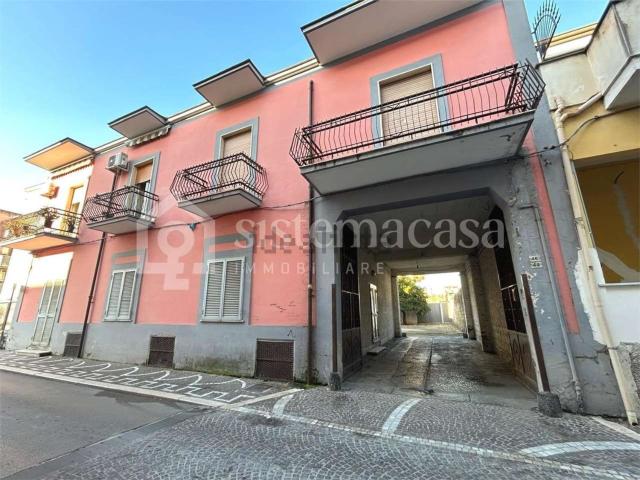 Appartamento in vendita a Brusciano, Campania