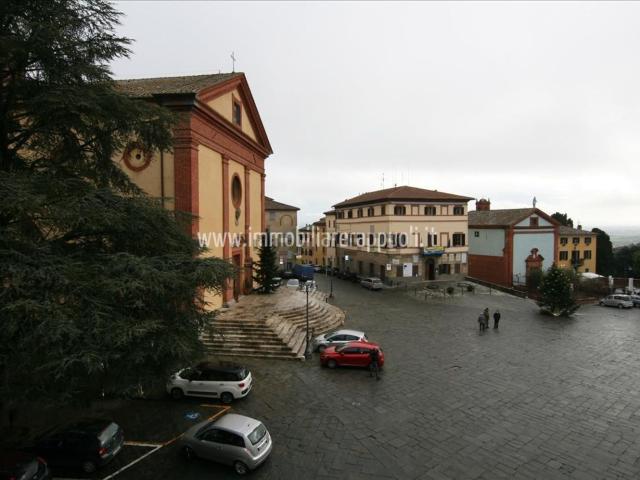 Appartamento in vendita a Sinalunga, Siena
