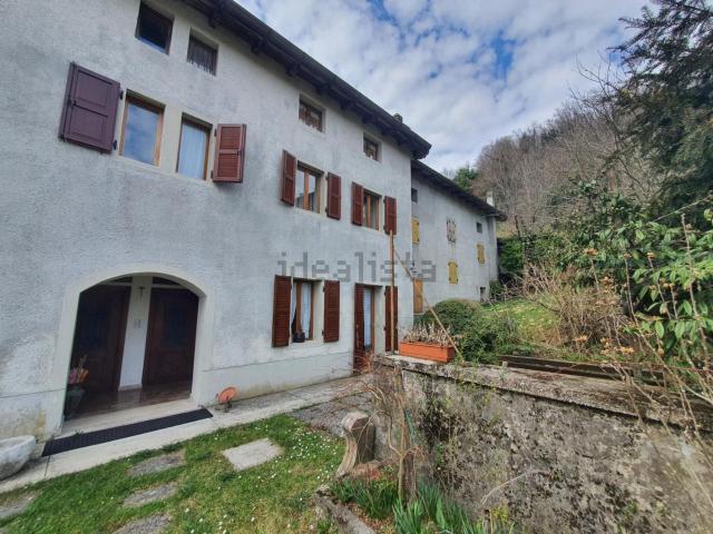 Appartamento in vendita a Chiàulis, Verzegnis