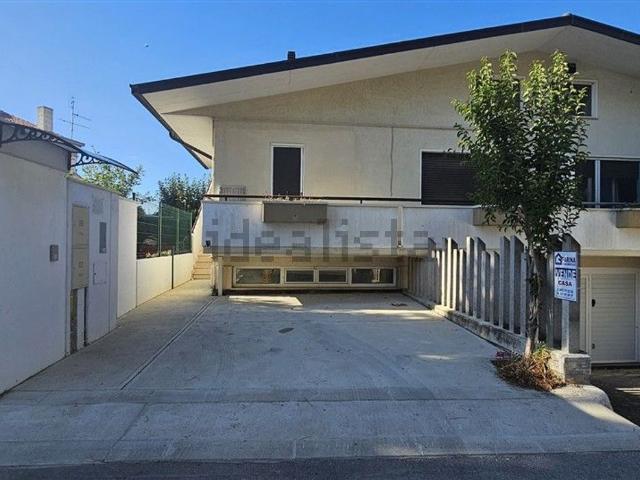 Appartamento in vendita a Villa Martelli, Lanciano