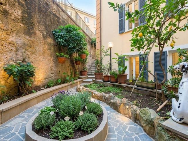 Appartamento in vendita a Centro Est, Serra Riccò