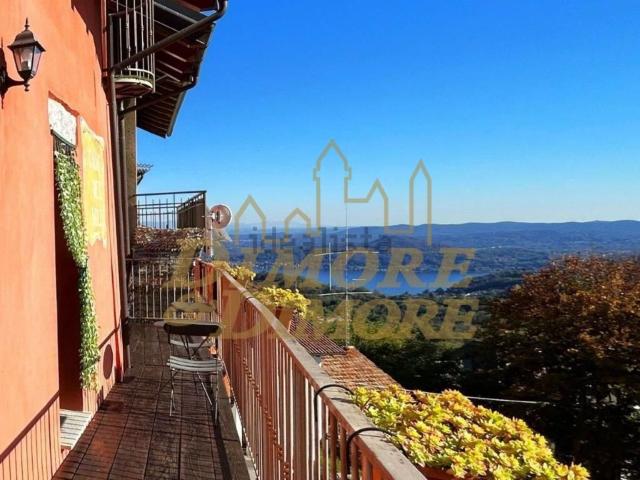 Appartamento in vendita a Colazza, Novara