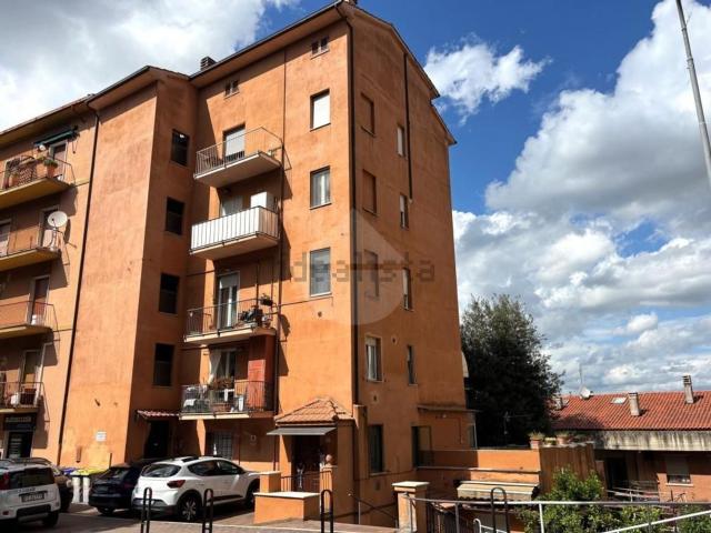 Appartamento in vendita a Sant'Erminio, Cenerente