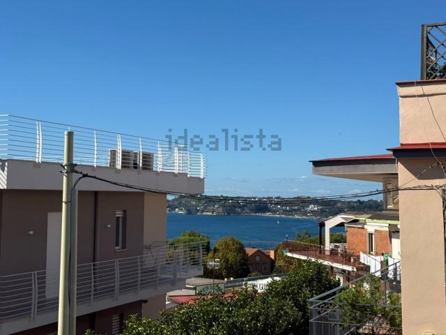 Appartamento in vendita a Pozzuoli