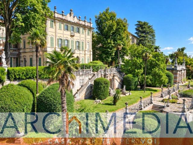 Appartamento in vendita a Quarte, Comerio