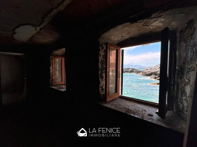 Appartamento in vendita a Portesone, Lerici