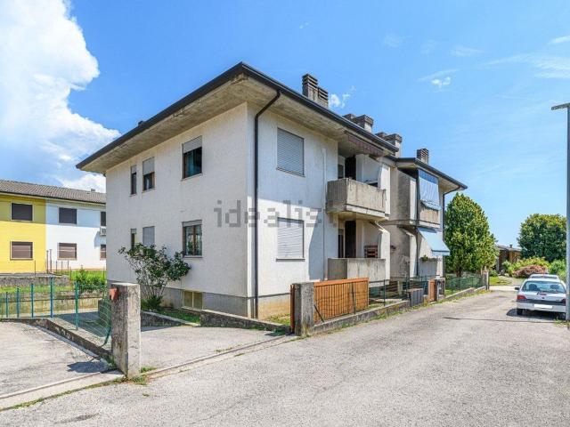 Appartamento in vendita a Contrada Castellaro, Schio
