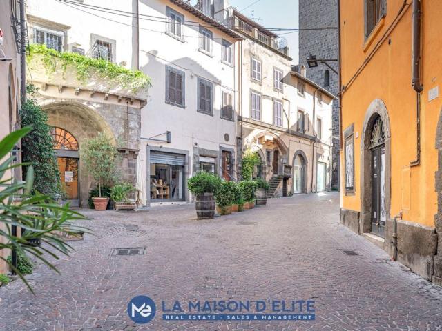 Appartamento in vendita a Viterbo, Lazio