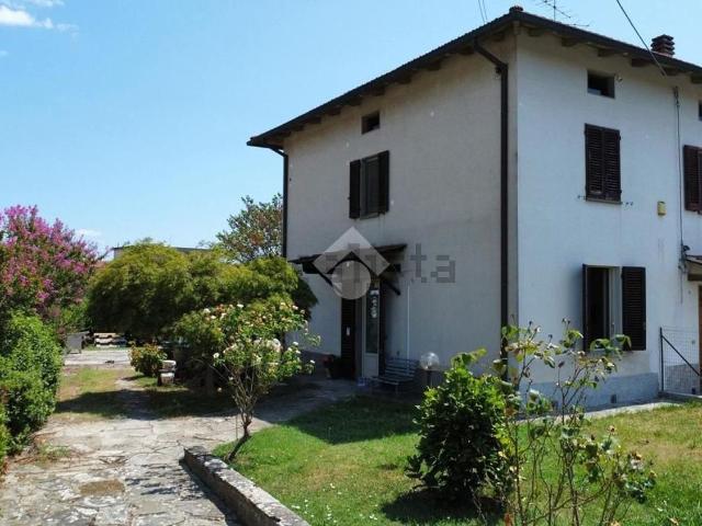 Appartamento in vendita a Lo Sperone, Pistoia