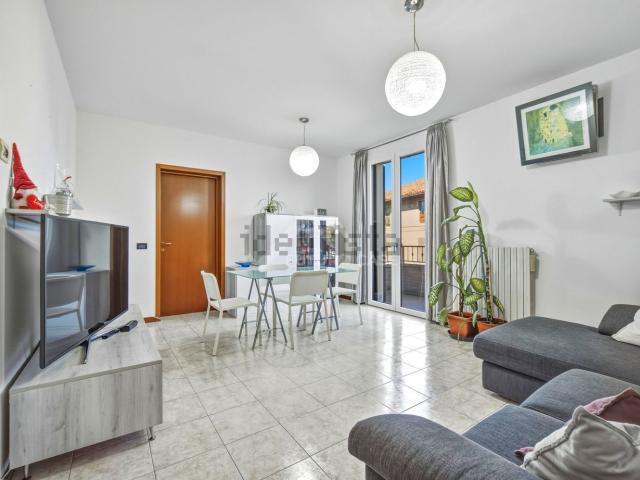Appartamento in vendita a Roncocesi, Reggio Emilia