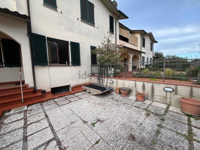 Appartamento in vendita a Abbadia di Montepulciano, Abbadia Di Montepulciano