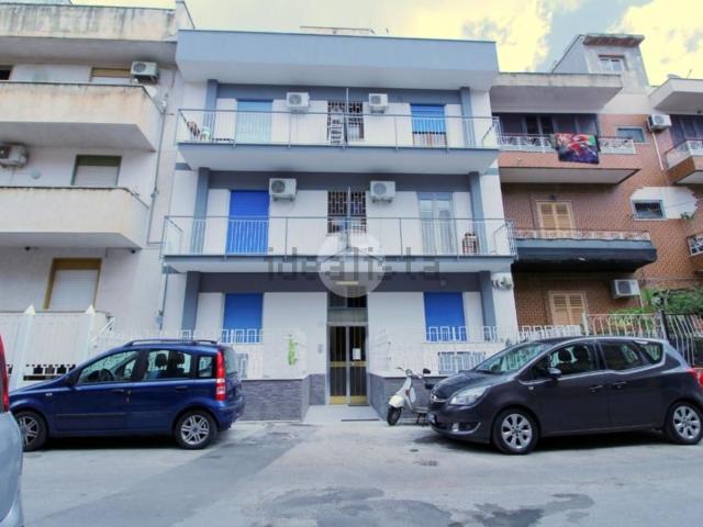 Appartamento in vendita a VI Circoscrizione, Palermo