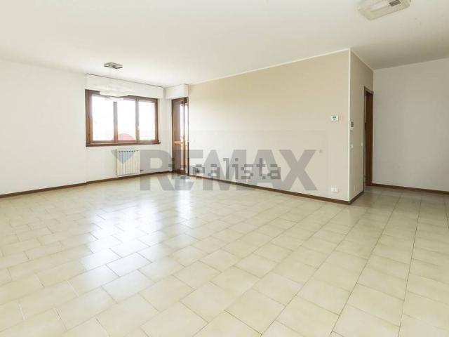 Appartamento in vendita a San Carlo, Seregno