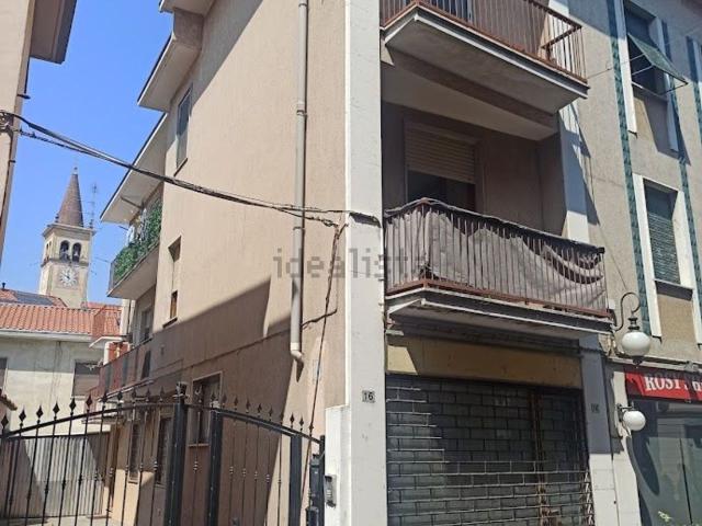Appartamento in vendita a Trecate, Novara