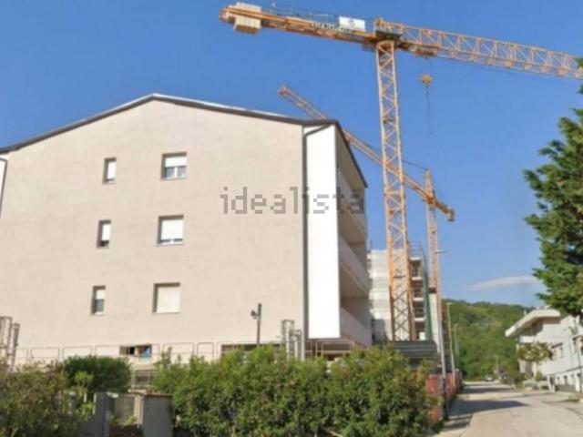 Appartamento in vendita a Teramo, Abruzzo