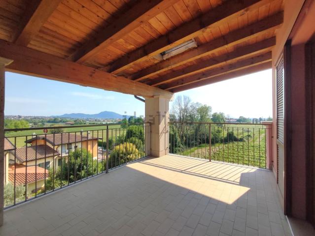 Appartamento in vendita a Pirlotti, Capriolo