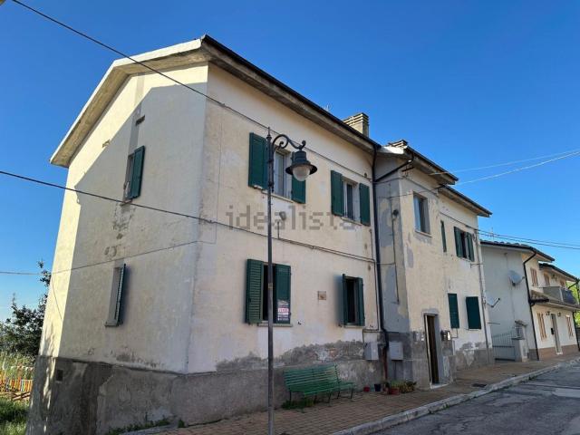 Appartamento in vendita a Salle, Abruzzo