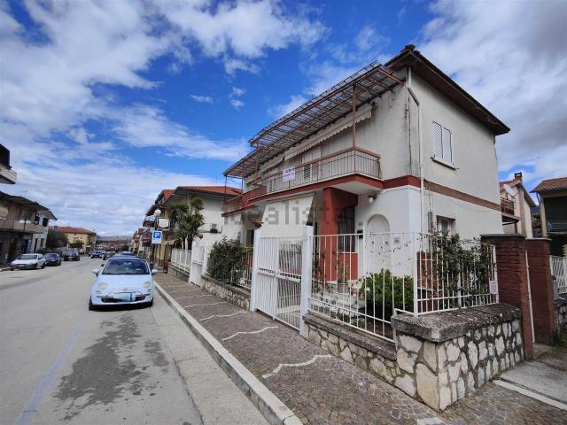 Appartamento in vendita a Serino, Campania