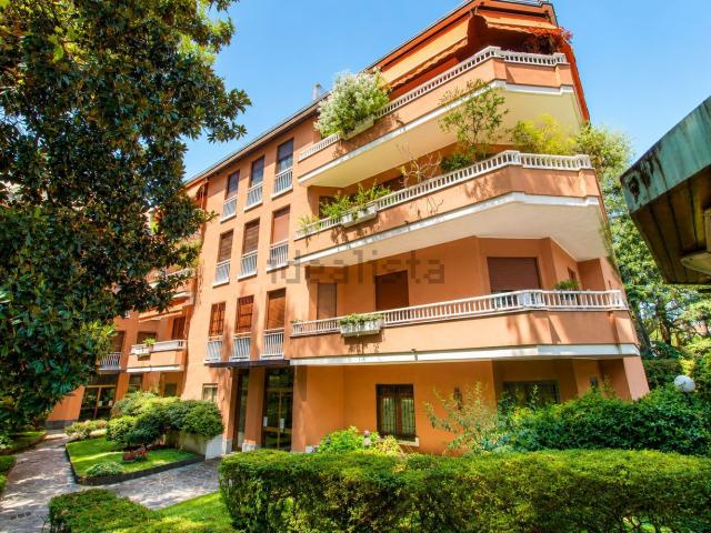 Appartamento in vendita a Municipio 2, Milano
