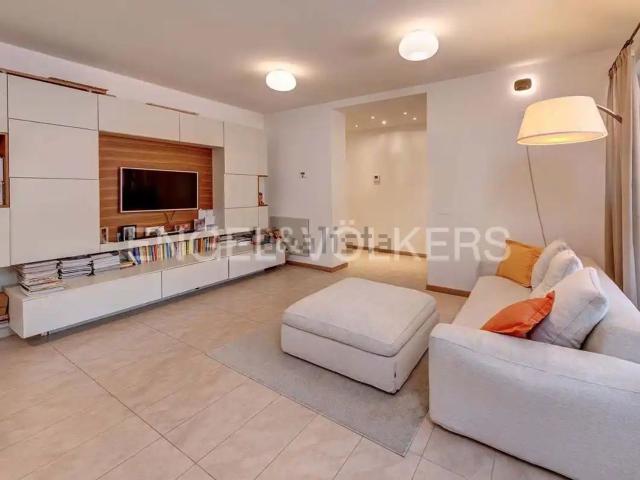 Appartamento in vendita a San Bartolomeo, Como