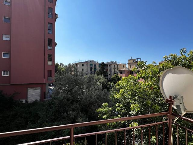 Appartamento in vendita a Levante, Serra Riccò